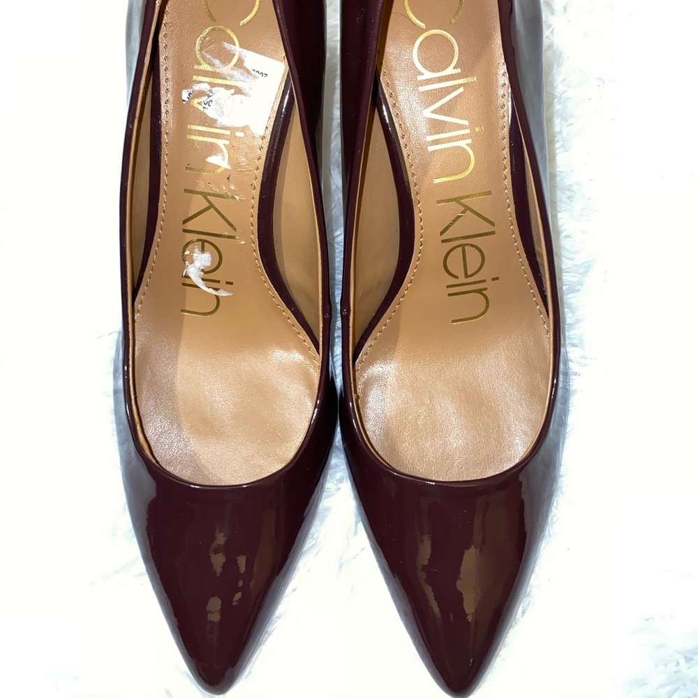 Calvin Klein Burgundy Heels sz 6-6 1/2